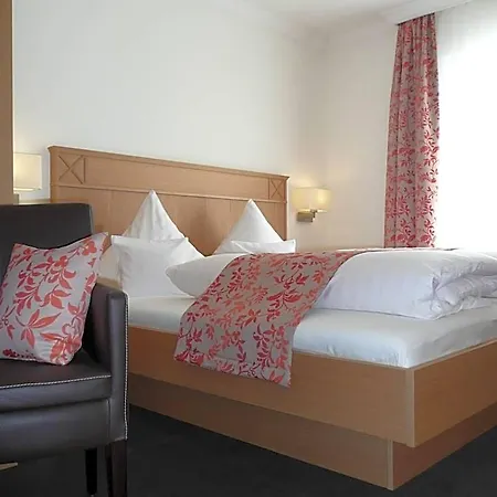 Garni Rheinpracht ホテル 4*