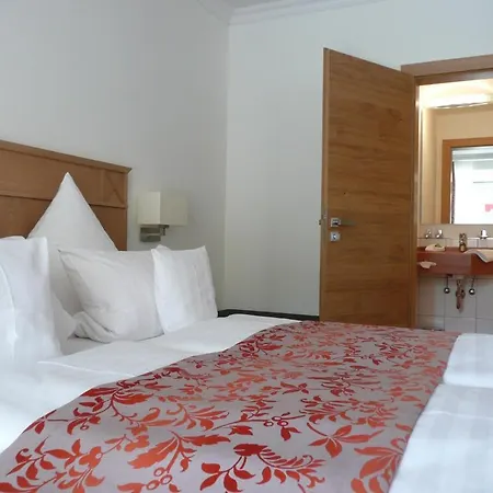 מלון Garni Rheinpracht 4*